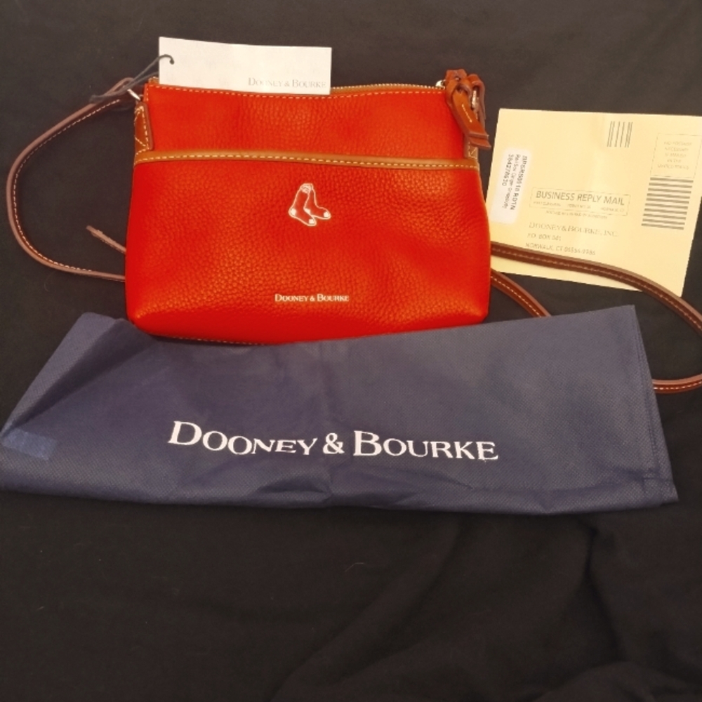 Dooney&Bourke MLB Boston Red Sox Ginger Crossbody NWT